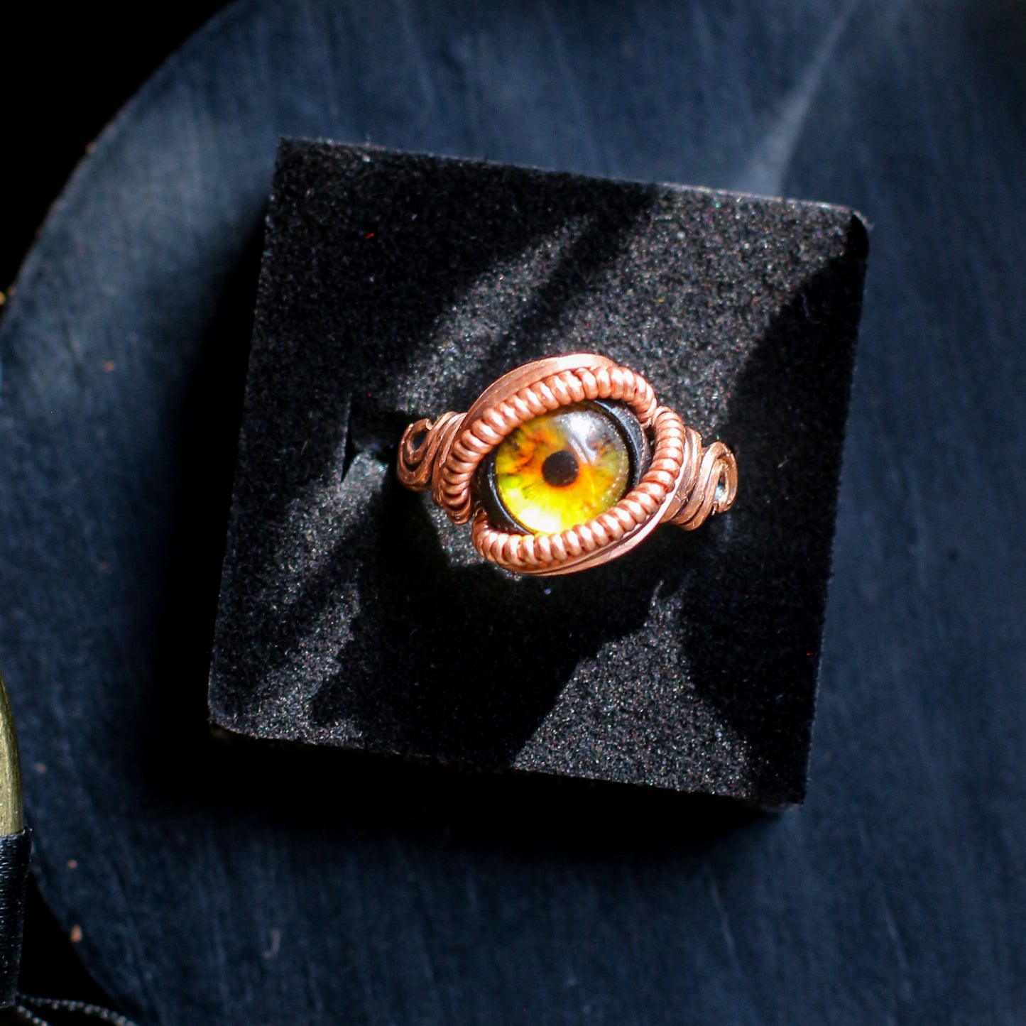 Hazel Green/Brown Eyeball Ring (SIZE 6)