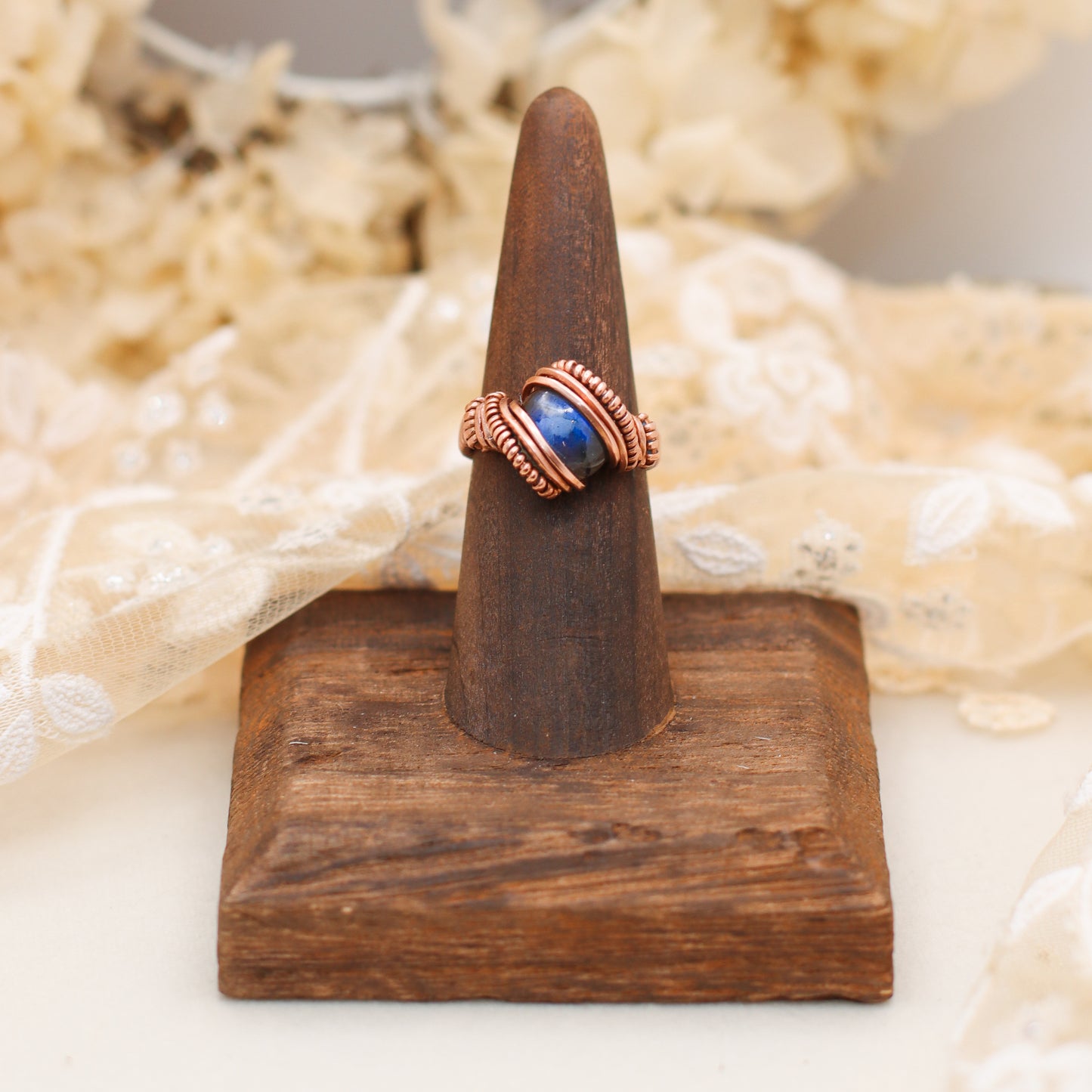 FLASHY Labradorite & Copper Ring (SIZE 7)