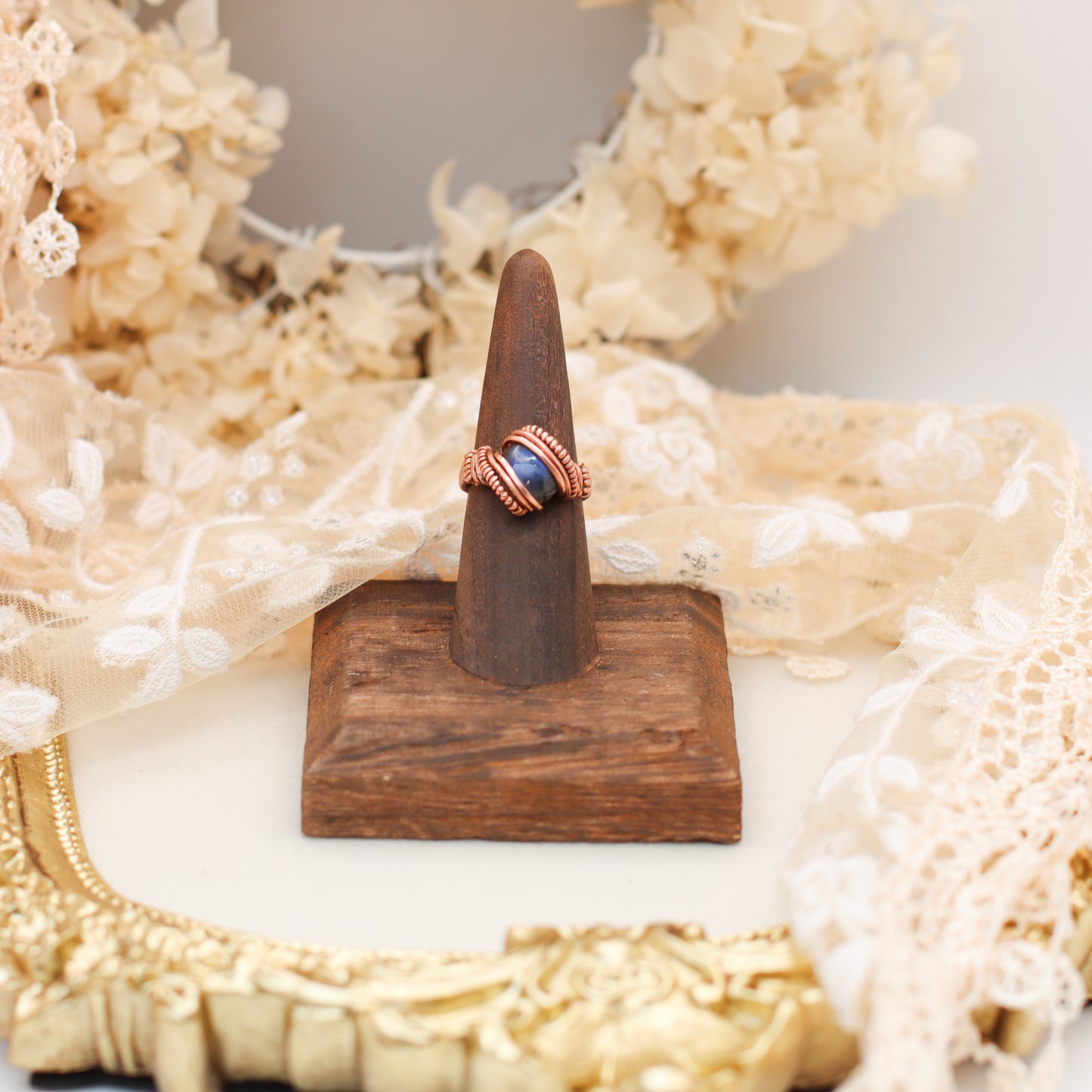 FLASHY Labradorite & Copper Ring (SIZE 7)