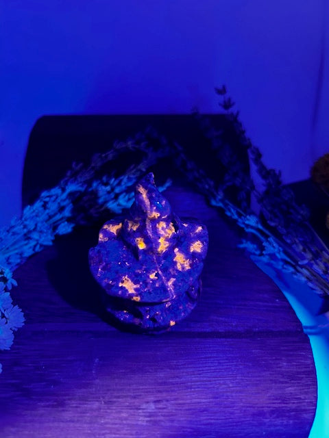 Yooperlite Jack O'Lantern with Witch Hat LARGE