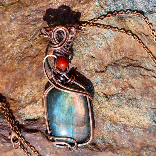 FLASHY Labradorite & Red Quartz Necklace (Aged Copper)