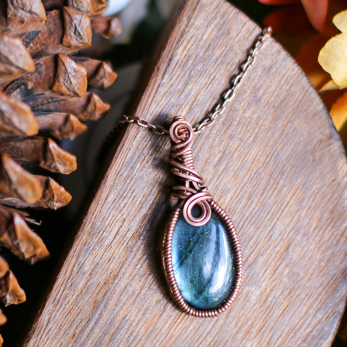 FLASHY Small Labradorite & Aged Copper Necklace