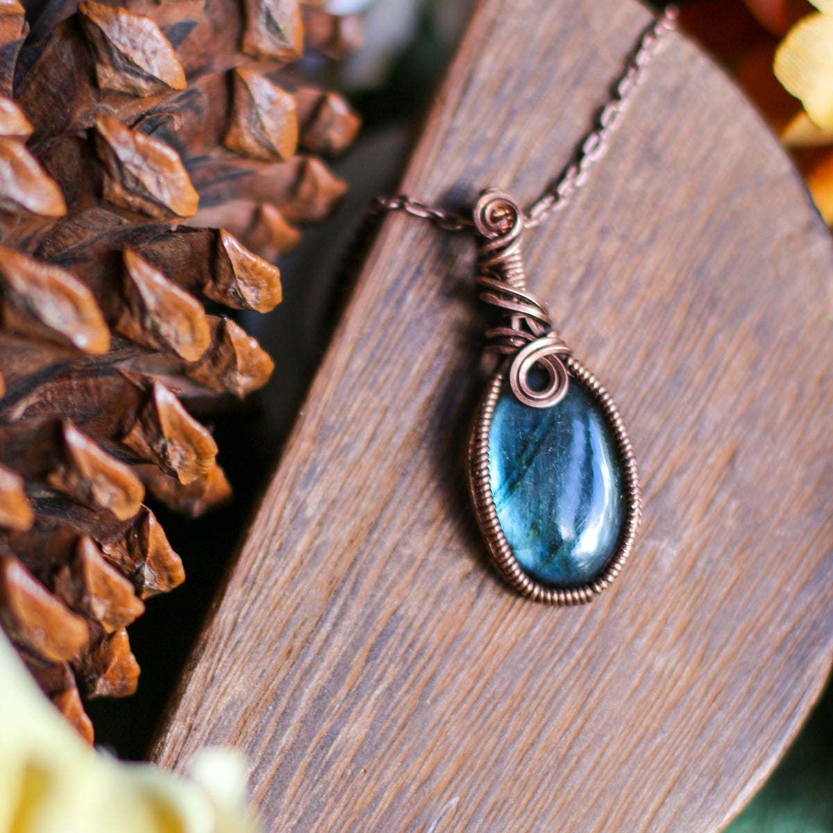 FLASHY Small Labradorite & Aged Copper Necklace